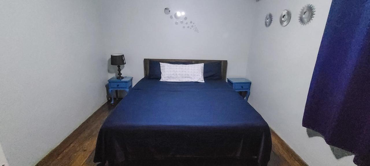 Cheerful 2 - Bedroom Townhouse With Free Parking In New キングストン エクステリア 写真